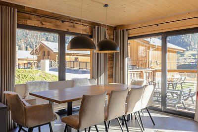 Chalet am Skilift mit Balkon und Sauna