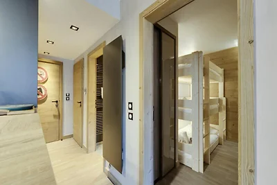 Apartment in Tignes mit Seeblick