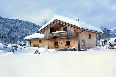 Casa vacanze a Gosau con piscina