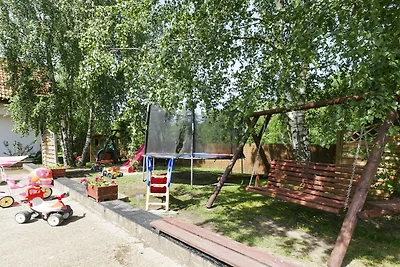 Gemütliches Ferienhaus in Gleznowo in Seenähe