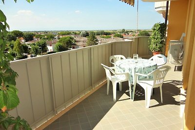 Appealing apartment in Caorle with private...