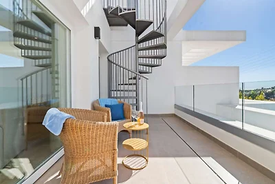 Schickes Penthouse in Casares mit...