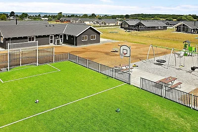 30 Personen Ferienhaus in Bogense