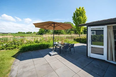 Bungalow mit Flussblick