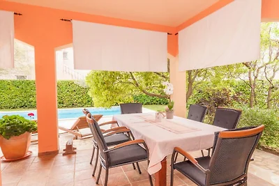 Villa in Pula (42) met zwembad