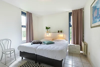 Ferienhaus mit zwei Badezimmern in Zeeland