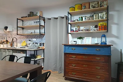 Bright and Sunny Apartment with Terrace - Two...