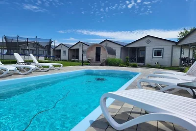 Ferienhäuser mit Swimmingpool, Whirlpool und...