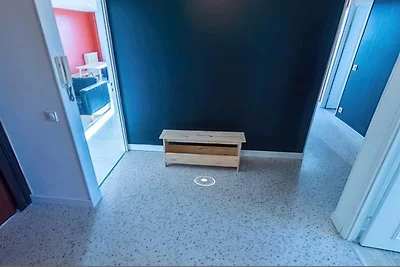 Camera accogliente in un accogliente appartam...