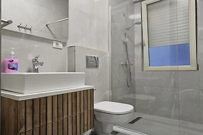 Gem�tliche und verbundene Wohnung in Saranda