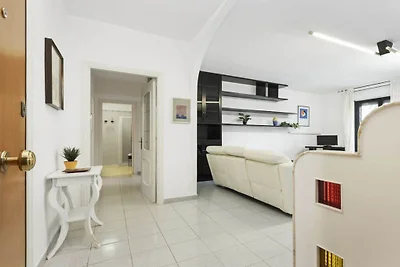 Wohnung in Bari mit Balkon und Parken