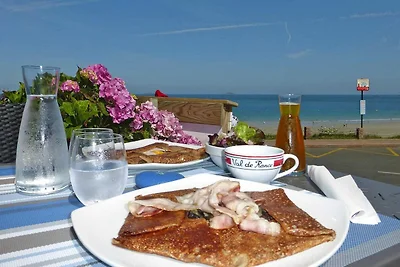 Stenen Huis in St Malo bij Strand