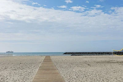 Appartamento ad Agde con giardino
