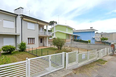 Angenehme Wohnung in Rosolina Mare mit Balkon