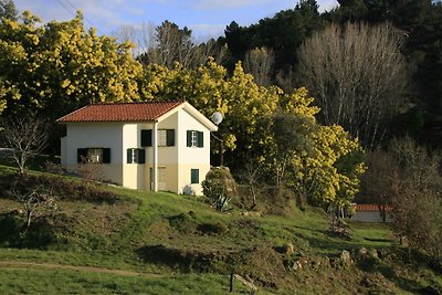 Malerisches Cottage in Covas mit Parkplatz