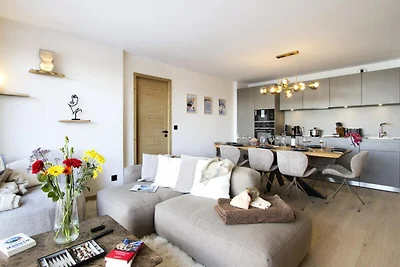 PHOB02 Schöne helle Wohnung von 80 m2 mit...