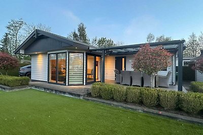 Schönes Ferienhaus mit Garten für 4 - 7 Gäste