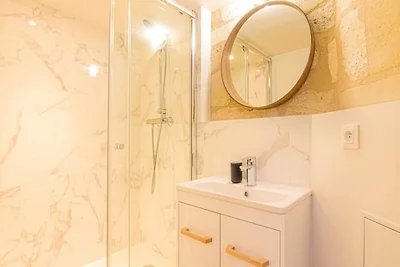 Komfort-Maisonette Nähe Gare St-Jean