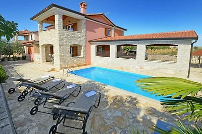 Geweldige villa met balkon