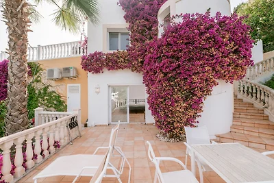 Villa mit Pool in Cala Llonga