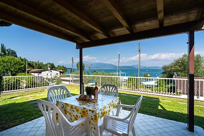 Appartamento tranquillo a Manerba del Garda v...