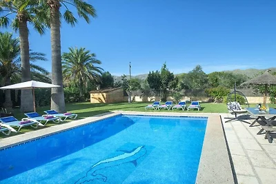 Villa in Pollensa mit Schwimmbecken