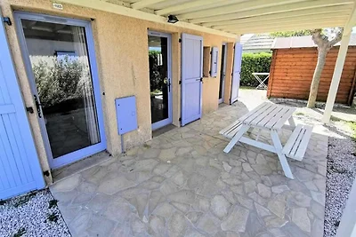 Villa in Frankreich nahe Strand & See