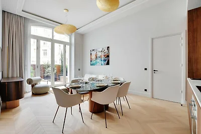 Strak appartement - 2BD/ 4P - Champs Élysées