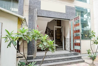 Super Hotel O Rohini Sector 24