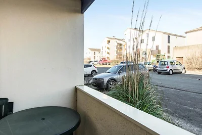 Marineblaue Residenz f�r drei Personen