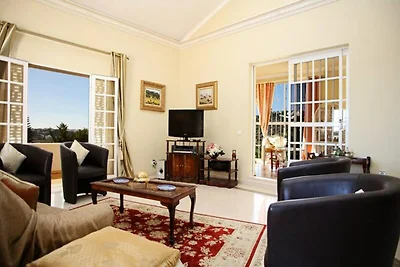 Villa in Albufeira mit Blick auf den...