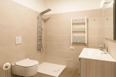 Wohnung in Fasano mit Balkon und Parken