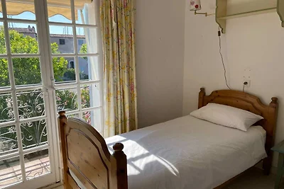 Gemütliche Villa in einem charmanten Viertel
