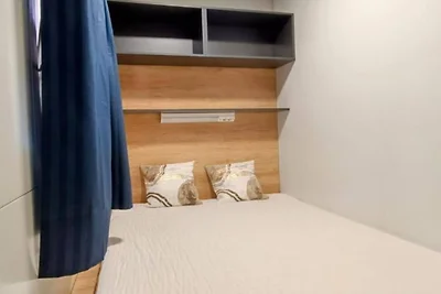 Two Bedroom Mobile Home with Terrace (Br1)