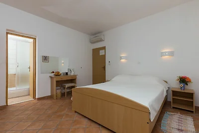 Villa Dubravka - Superior One Bedroom Apartme...