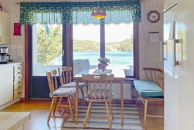 5 Personen Ferienhaus in STILLINGSÖN-By Traum