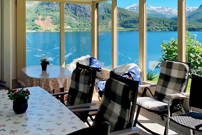 8 Personen Ferienhaus in Austefjorden