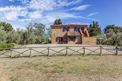 Landferienhaus in Gambassi Terme mit Garten