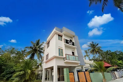 Super Hotel O Kazhakkoottam