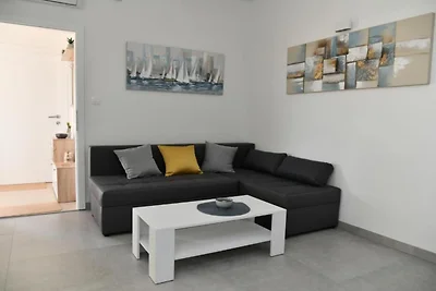 Two Bedroom Apartment with Balcony and Garden...