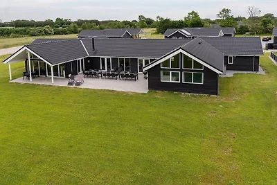 30 Personen Ferienhaus in Grenaa