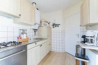 Bungalow nahe Strand mit Garten