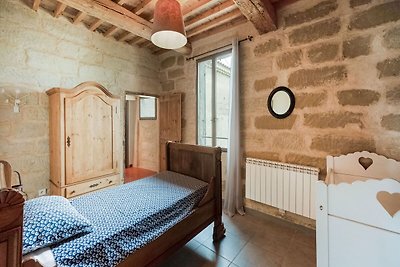 Très beau mas en pierres  avec piscine privée...
