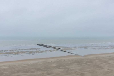 Studio d'angolo con vista sul mare