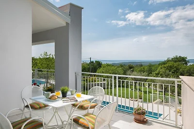 Villa in Stanisovi mit Schwimmbecken