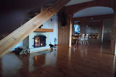 Połowa domu wakacyjnego, duży ogród, taras,...