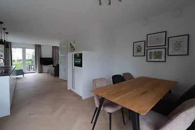 Privater Bungalow mit Steg für 6 Personen