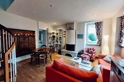 Haus in Trégastel in der Nähe der rosa...