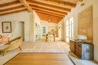 Ruhiges Ferienhaus mit Pool