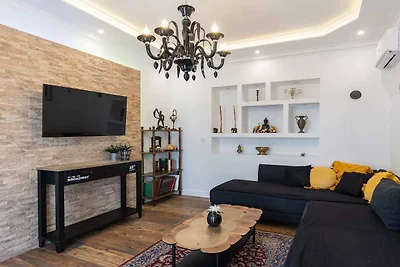 Deluxe apartment Marghareta - Three Bedroom A...